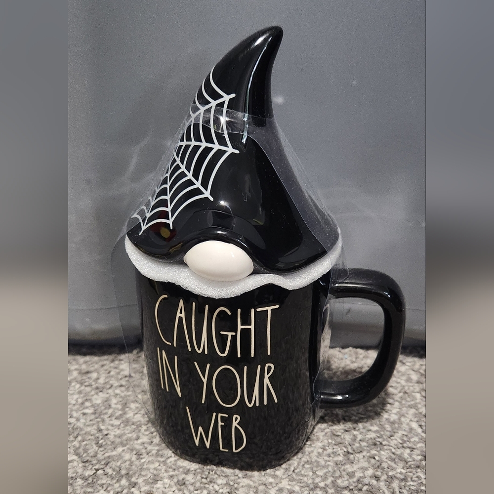 NWT Rae Dunn Caught in your Web mug